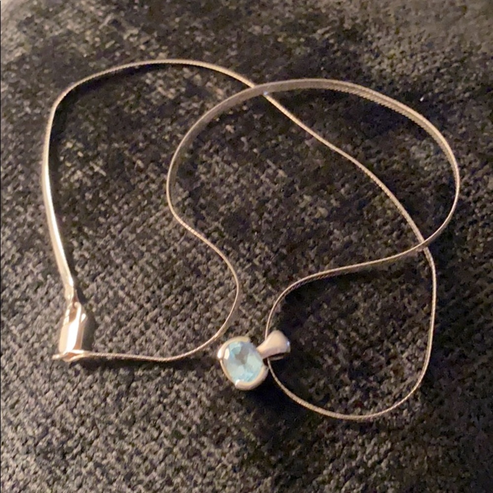 Sterling Silver Necklace w/ Aqua Marine